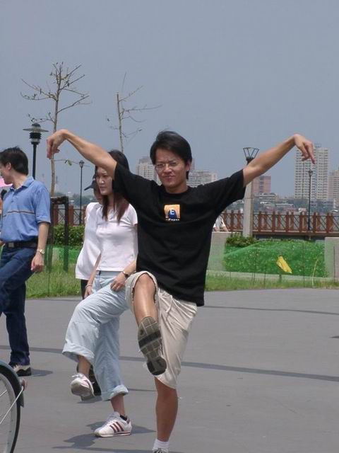 認真的金章