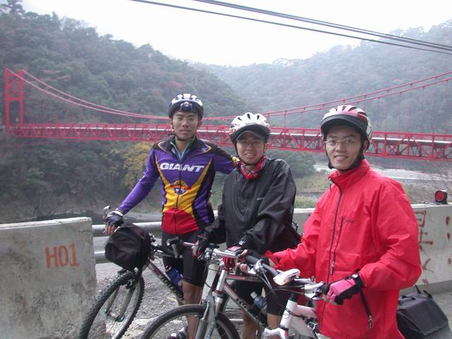 單線通行的吊橋
