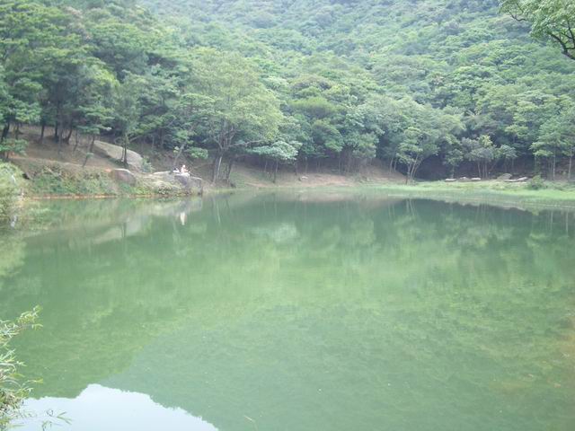 夢湖