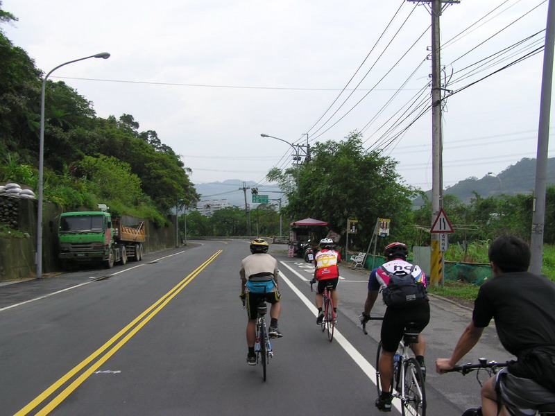 106公路