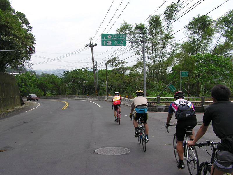 106公路
