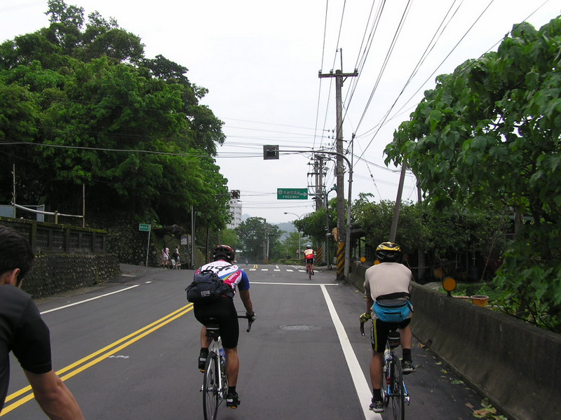 106公路