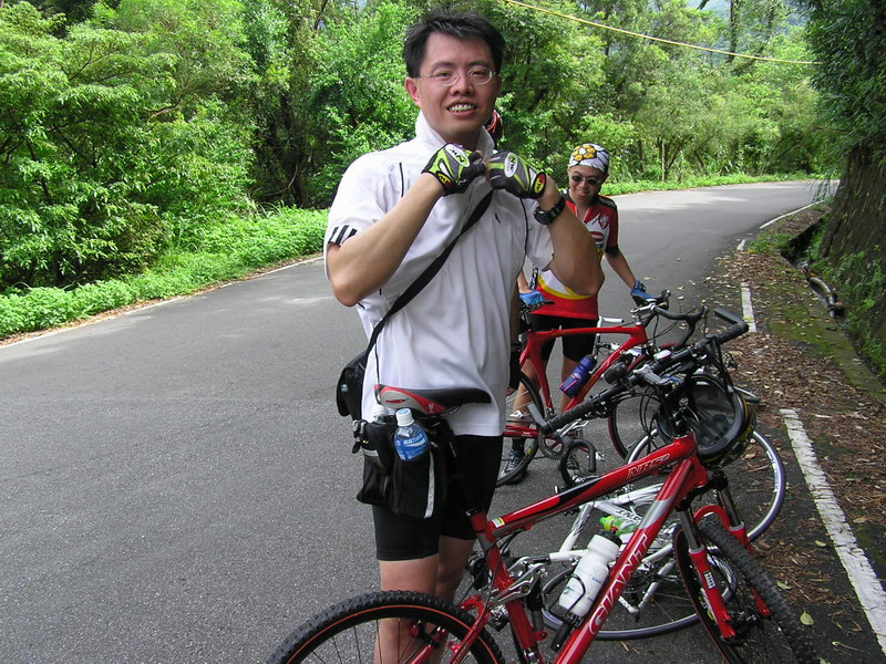 路旁休息