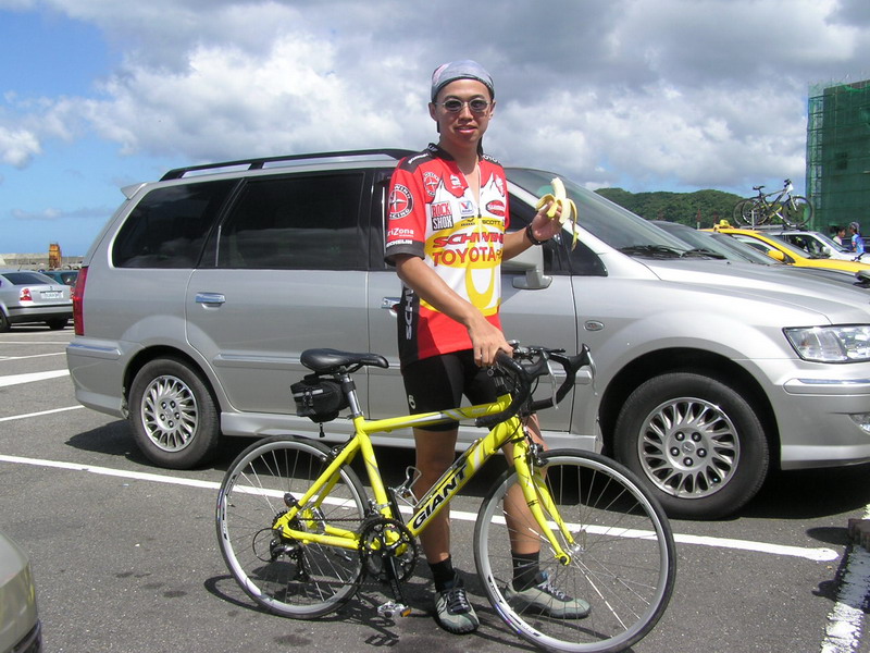 小孩子的捷安特公路車