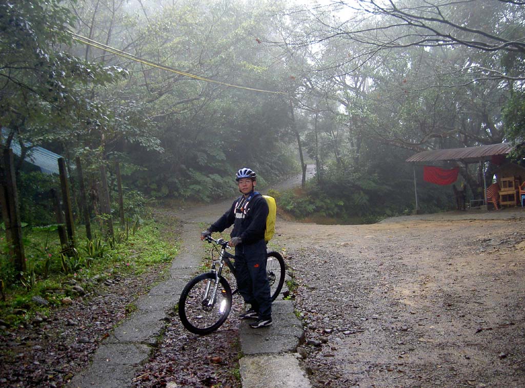 二格山林道